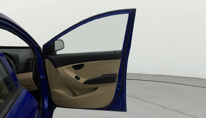 2015 Hyundai Eon MAGNA +, Petrol, Manual, 32,784 km, RHS Front Door