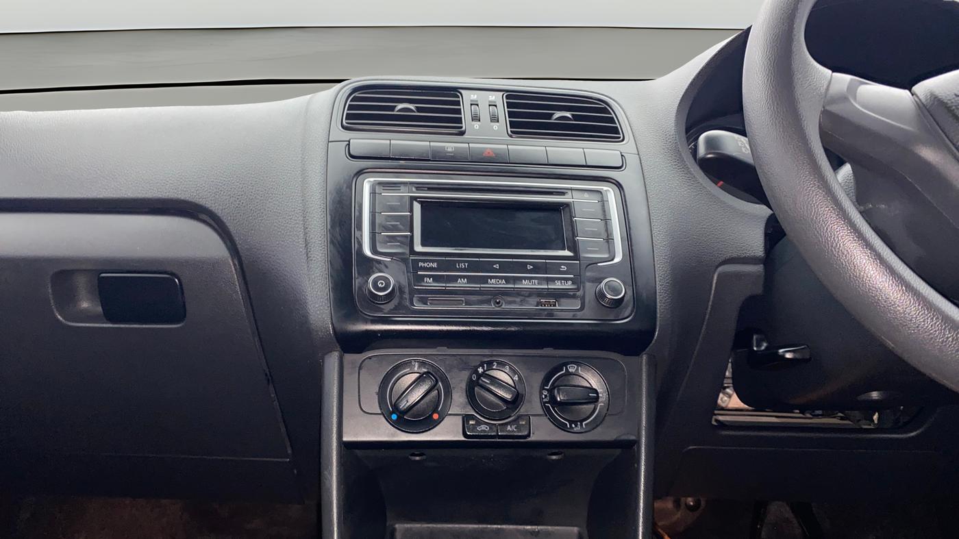 2019 Volkswagen Polo COMFORTLINE 1.0L MPI, Petrol, Manual, 70,587 km, Air Conditioner