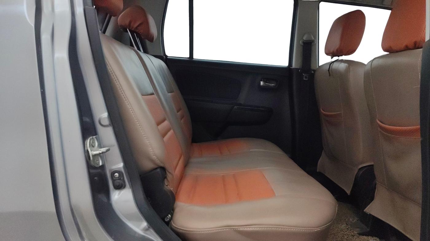 2014 Maruti Wagon R Stingray VXI, Petrol, Manual, 63,999 km, Right Side Rear Door Cabin