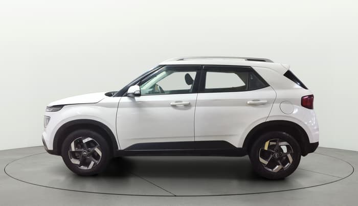 2020 Hyundai VENUE SX 1.4 CRDI, Diesel, Manual, 1,41,823 km, Left Side