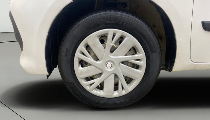 2022 Maruti Celerio ZXI, Petrol, Manual, 1,11,227 km, Left Front Wheel