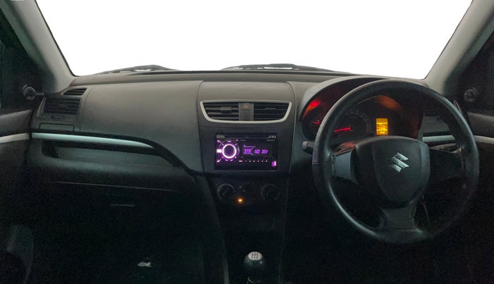 2017 Maruti Swift LXI (O), Petrol, Manual, 17,316 km, Dashboard