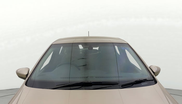 2016 Volkswagen Vento HIGHLINE 1.6 MPI, Petrol, Manual, 1,02,598 km, Front Windshield