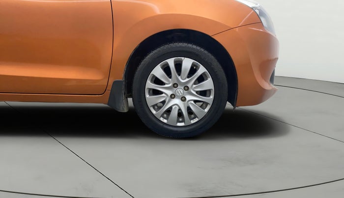 2019 Maruti Baleno ALPHA PETROL 1.2, Petrol, Manual, 1,19,859 km, Right Front Wheel