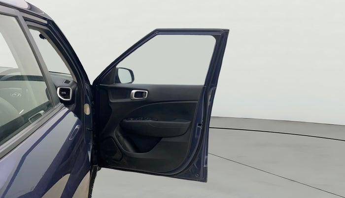 2019 Hyundai VENUE S 1.2, Petrol, Manual, 51,110 km, RHS Front Door