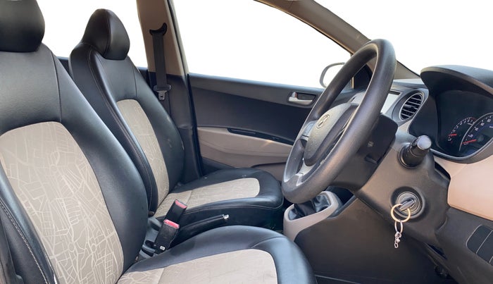 2017 Hyundai Grand i10 SPORTZ 1.2 KAPPA VTVT, Petrol, Manual, 80,359 km, Right Side Front Door Cabin