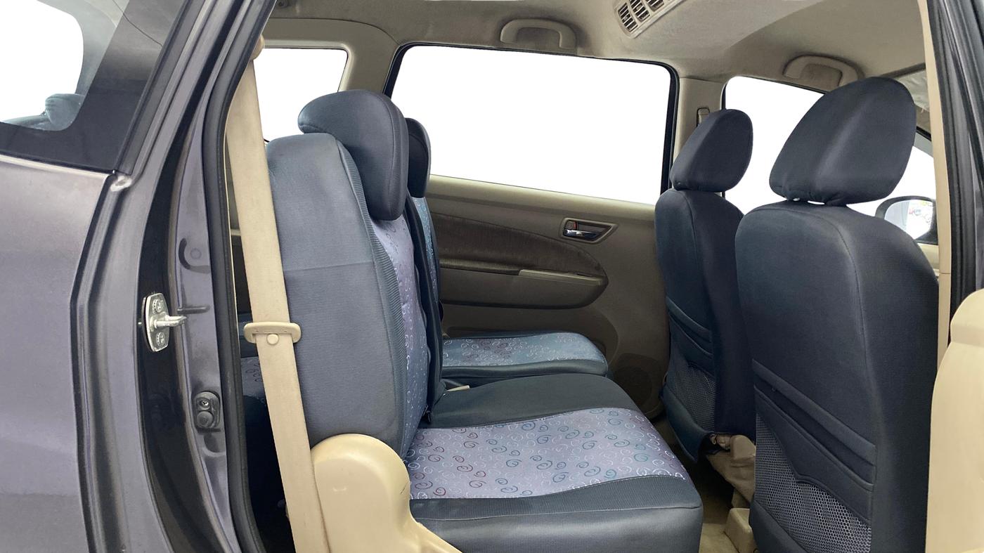 2014 Maruti Ertiga VXI, Petrol, Manual, 90,383 km, Right Side Rear Door Cabin