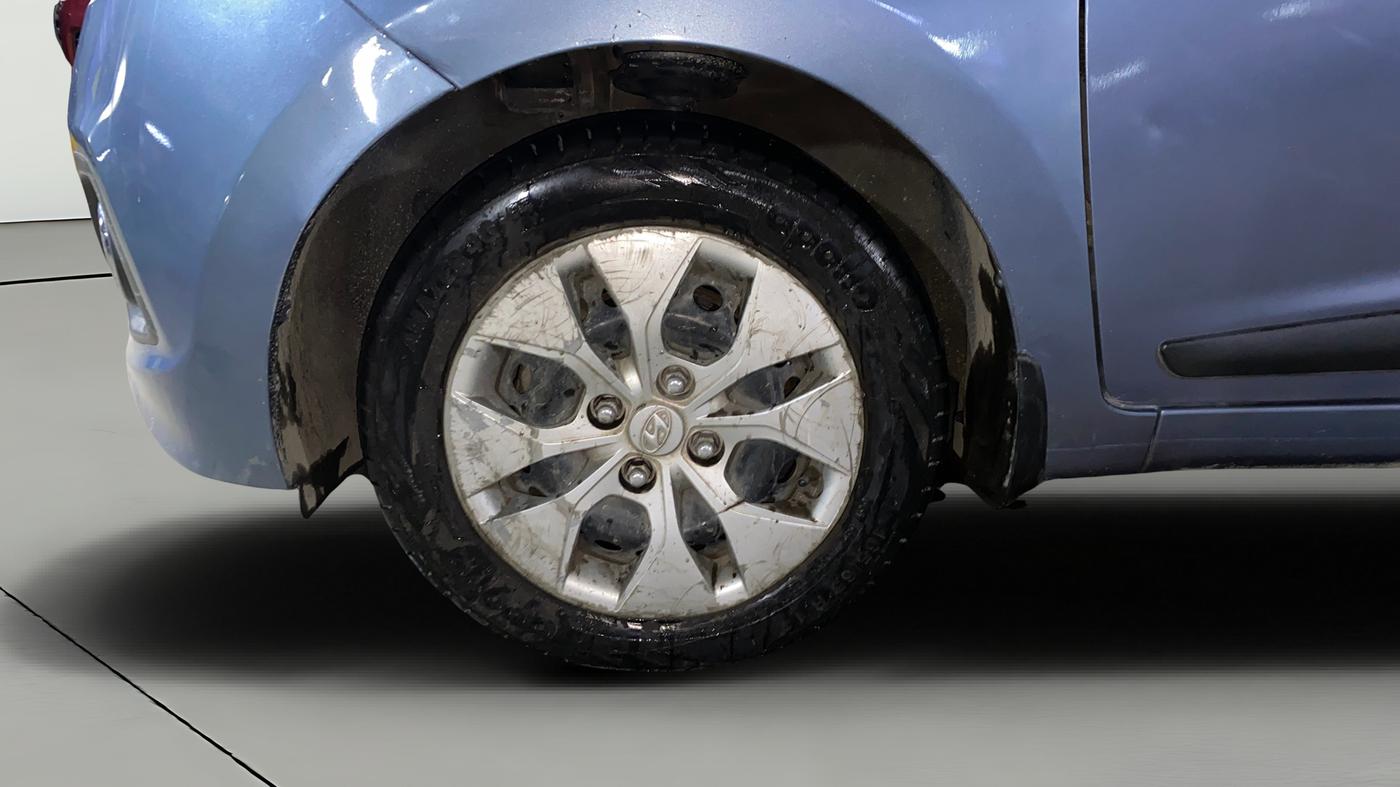 2015 Hyundai Xcent S 1.2, Petrol, Manual, 81,636 km, Left Front Wheel