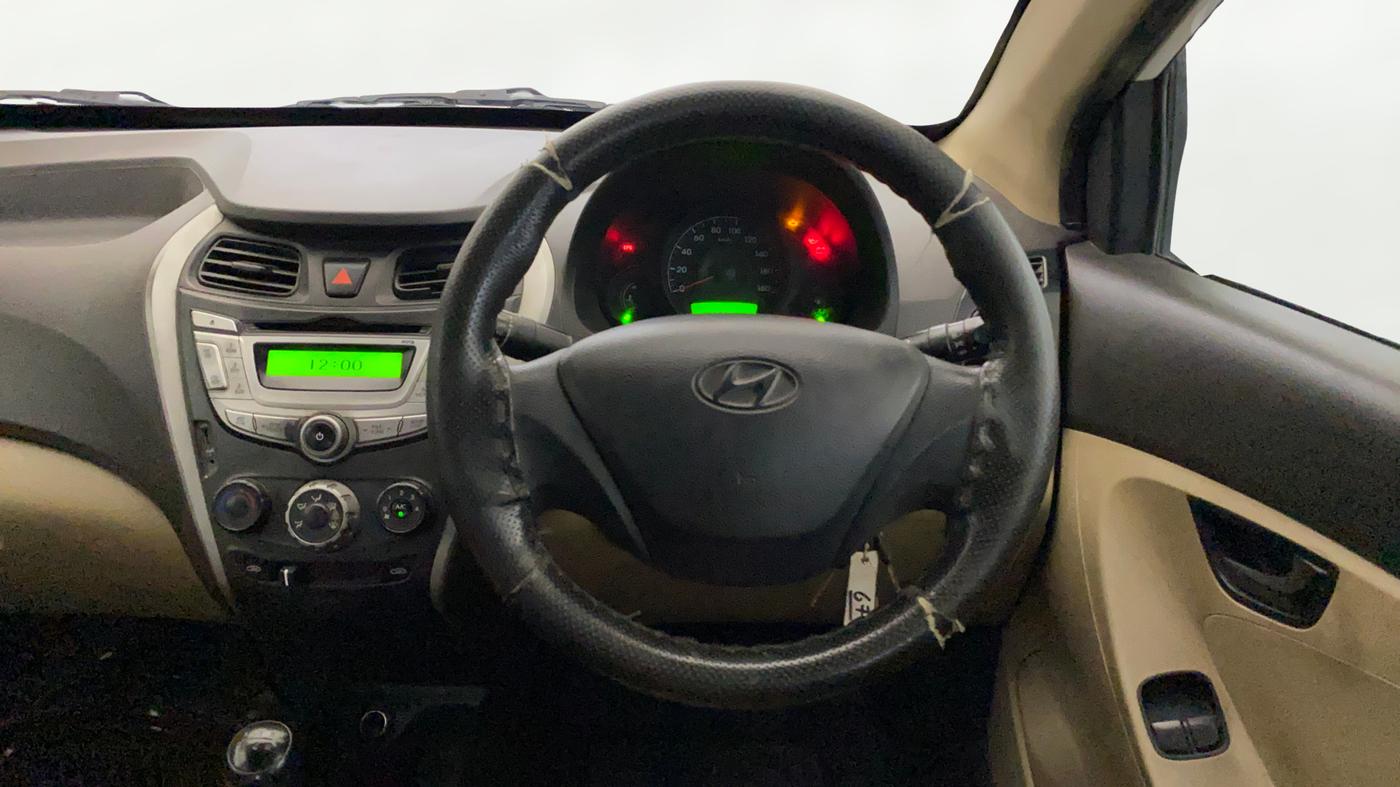 2014 Hyundai Eon ERA +, Petrol, Manual, 79,707 km, Steering Wheel Close Up