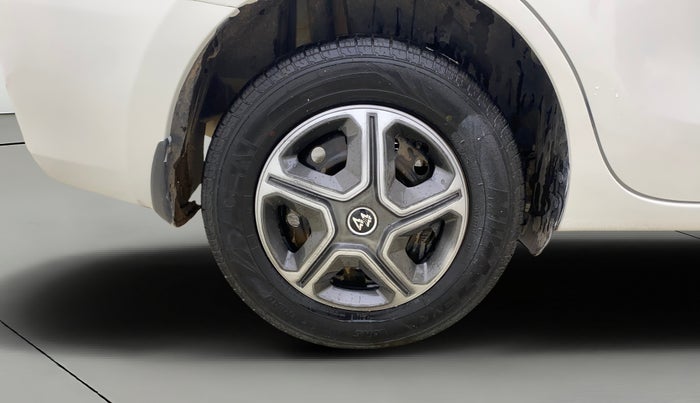 2019 Maruti Dzire VXI, CNG, Manual, 89,228 km, Right Rear Wheel