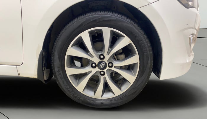 2015 Hyundai Verna FLUIDIC 4S 1.6 VTVT SX, Petrol, Manual, 51,899 km, Right Front Wheel