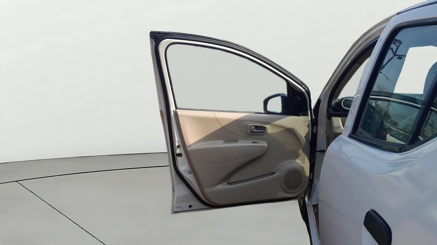 2013 Maruti A Star VXI (ABS) AT, Petrol, Automatic, 71,450 km, LHS Front Door