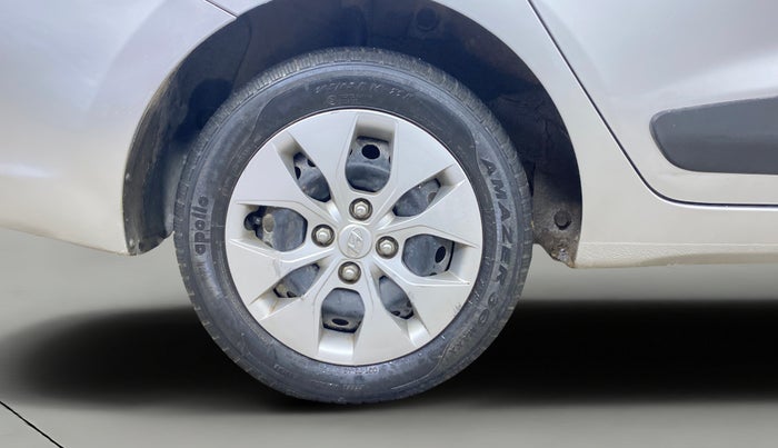 2014 Hyundai Xcent S 1.2, Petrol, Manual, 32,025 km, Right Rear Wheel