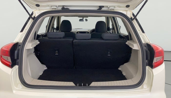 2019 Mahindra XUV300 W6 1.2 PETROL, Petrol, Manual, 41,558 km, Boot Open Zoomed View