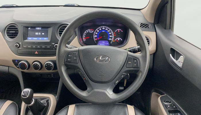 2017 Hyundai Grand i10 SPORTZ 1.2 KAPPA VTVT, Petrol, Manual, 59,232 km, Steering Wheel Close Up