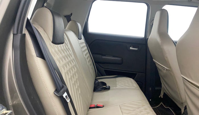 2021 Maruti New Wagon-R VXI 1.0, Petrol, Manual, 29,157 km, Right Side Rear Door Cabin