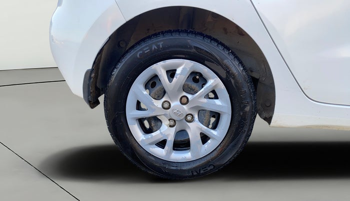 2017 Hyundai Grand i10 SPORTZ 1.2 KAPPA VTVT, Petrol, Manual, 97,124 km, Right Rear Wheel