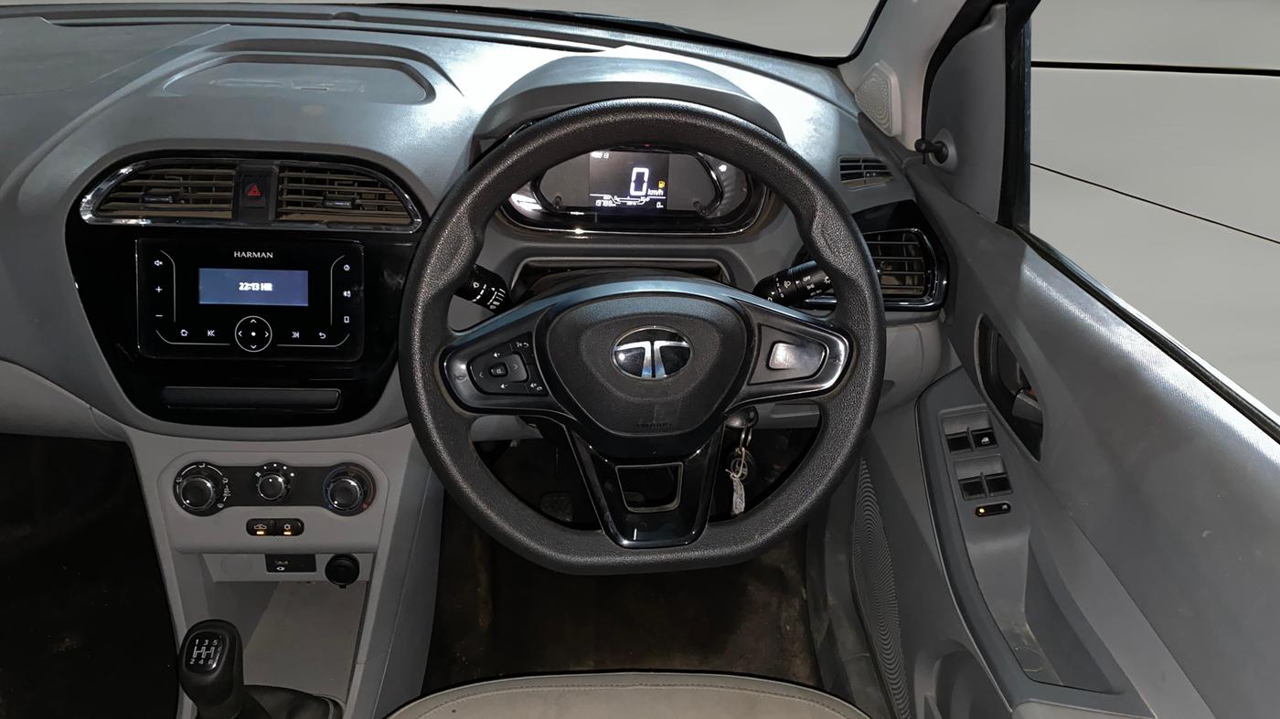 2024 Tata TIGOR XM PETROL, Petrol, Manual, 19,785 km, Steering Wheel Close Up