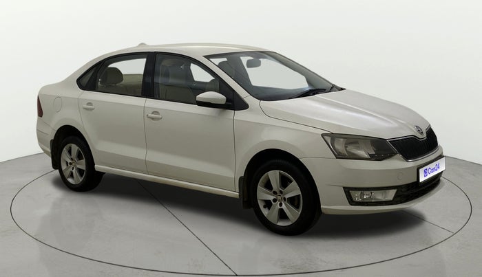 2017 Skoda Rapid AMBITION 1.6 MPI AT, Petrol, Automatic, 61,048 km, Right Front Diagonal