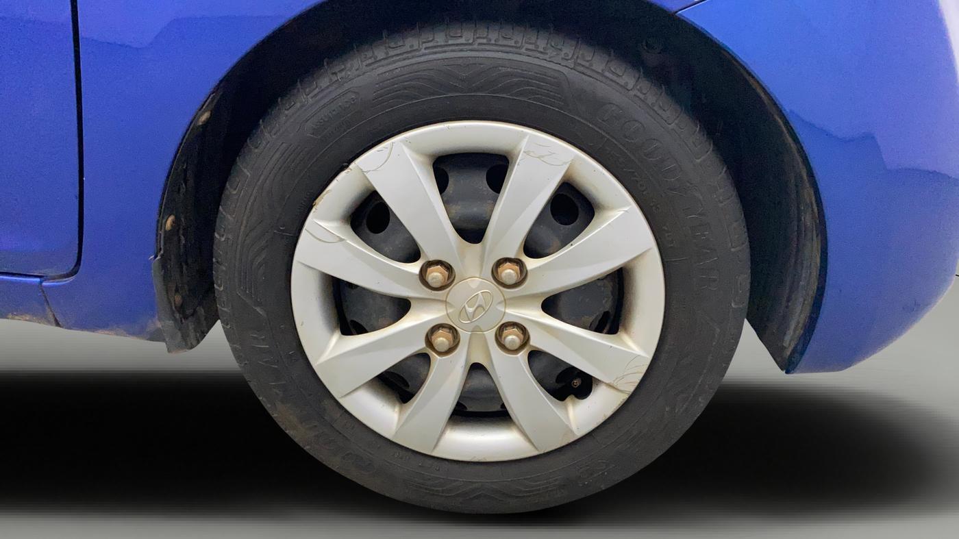 2013 Hyundai Eon MAGNA +, Petrol, Manual, 43,476 km, Right Front Wheel
