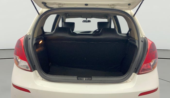 2013 Hyundai i20 MAGNA 1.2, Petrol, Manual, 73,411 km, Boot Open Zoomed View