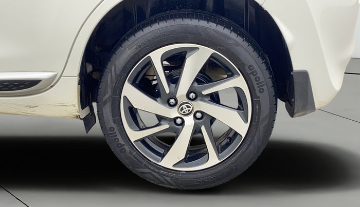 2023 Toyota Glanza V, Petrol, Manual, 32,482 km, Left Rear Wheel