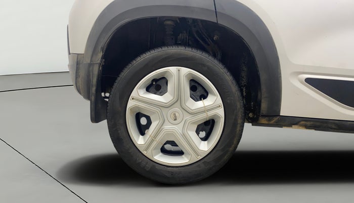 2021 Renault Kiger RXE MT, Petrol, Manual, 31,387 km, Right Rear Wheel