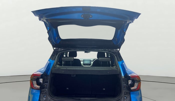 2022 Renault Kiger RXZ AMT DUAL TONE, Petrol, Automatic, 44,362 km, Boot Door Open