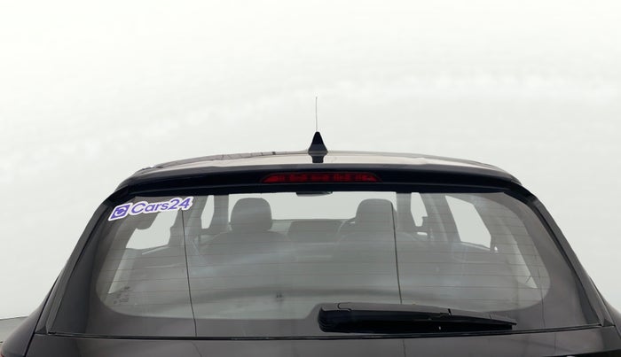 2022 Hyundai NEW I20 ASTA 1.2 MT, Petrol, Manual, 19,816 km, Rear Windshield