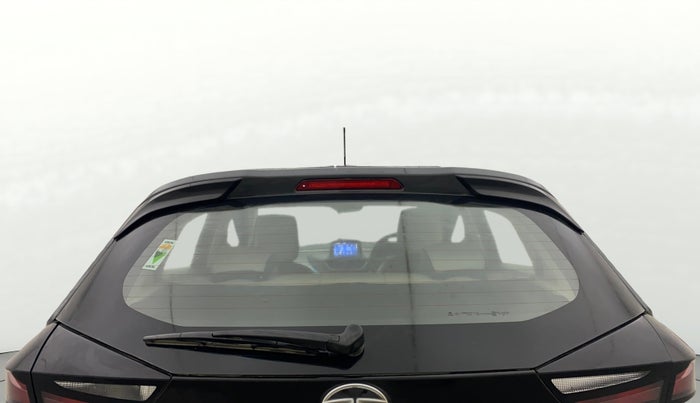 2021 Tata ALTROZ XZ PETROL, Petrol, Manual, 22,585 km, Rear Windshield