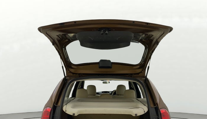 2014 Renault Duster RXL PETROL, Petrol, Manual, 66,946 km, Boot Door Open