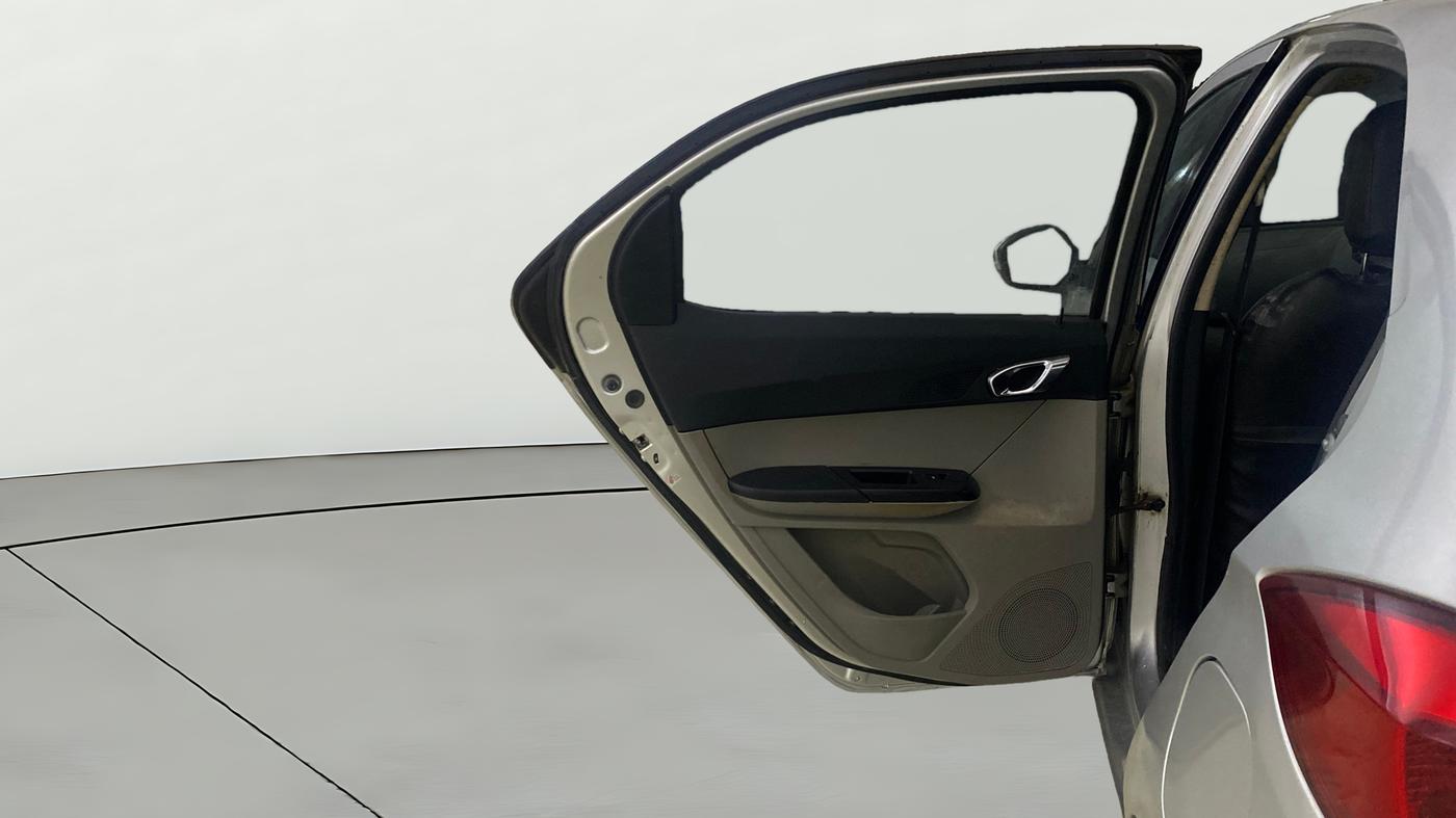 2016 Tata Tiago XZ PETROL, Petrol, Manual, 39,177 km, LHS Rear Door