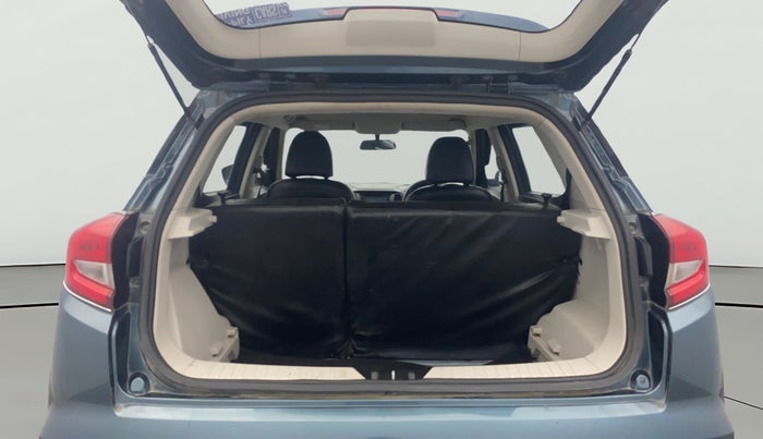 2021 Mahindra XUV300 W4 1.2 PETROL, Petrol, Manual, 54,726 km, Boot Open Zoomed View