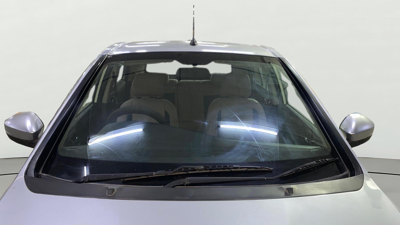 2015 Tata Bolt XT REVOTRON, CNG, Manual, 48,311 km, Front Windshield