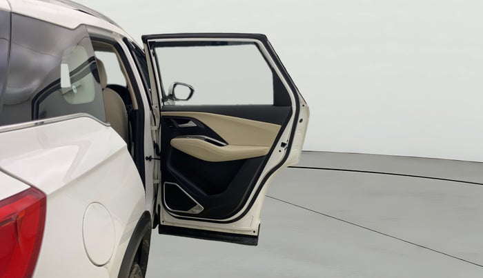 2024 MG HECTOR SAVVY PRO 1.5 TURBO CVT PETROL, Petrol, Automatic, 9,214 km, RHS Rear Door