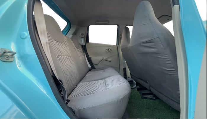 2014 Datsun Go T, Petrol, Manual, 45,902 km, Right Side Rear Door Cabin