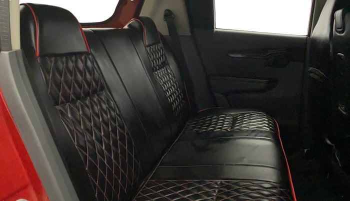 2017 Mahindra KUV 100 NXT K4+ D 6 STR, Diesel, Manual, 1,05,987 km, Right Side Rear Door Cabin