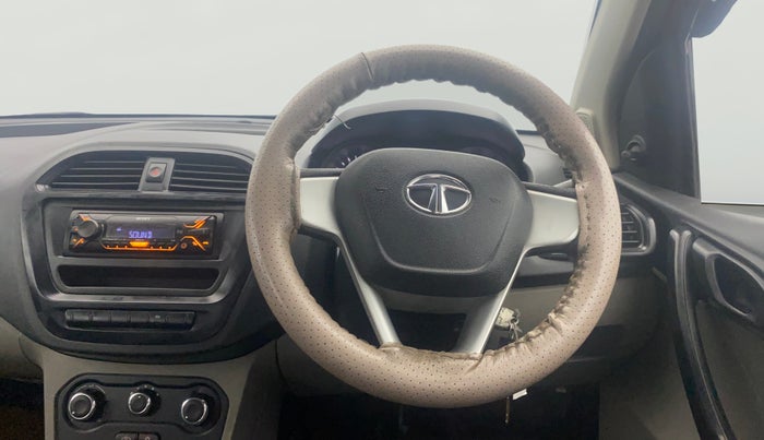 2017 Tata Tiago XE PETROL, CNG, Manual, 96,208 km, Steering Wheel Close Up