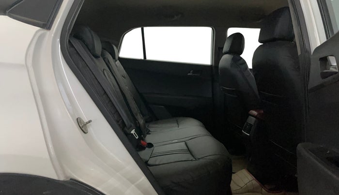 2018 Hyundai Creta SX PLUS AT 1.6 PETROL, Petrol, Automatic, 49,814 km, Right Side Rear Door Cabin