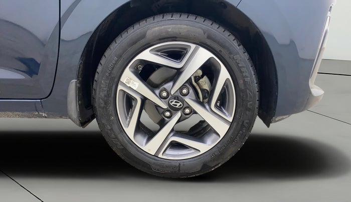 2023 Hyundai AURA SX 1.2 CNG, CNG, Manual, 1,19,674 km, Right Front Wheel