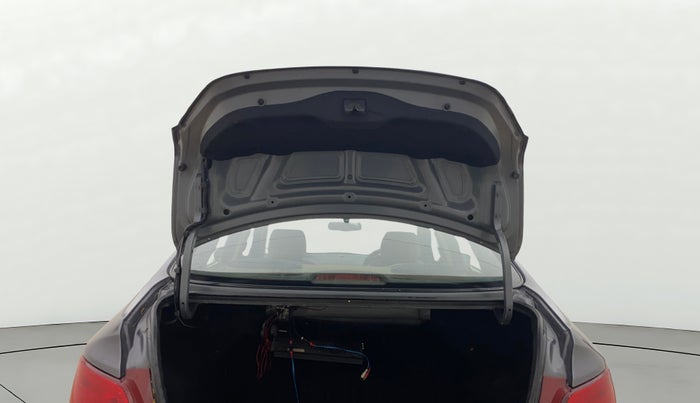 2017 Hyundai Verna 1.6 CRDI SX, Diesel, Manual, 98,200 km, Boot Door Open