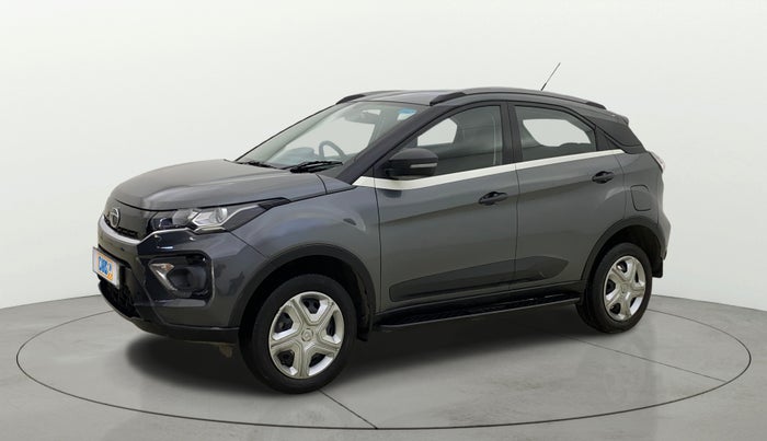 2023 Tata NEXON XMA PETROL, Petrol, Automatic, 30,496 km, Left Front Diagonal