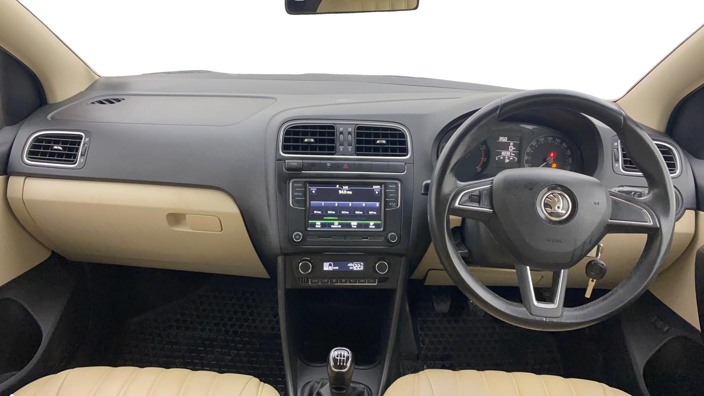 2020 Skoda Rapid 1.0 AMBITION TSI MT, Petrol, Manual, 82,390 km, Dashboard