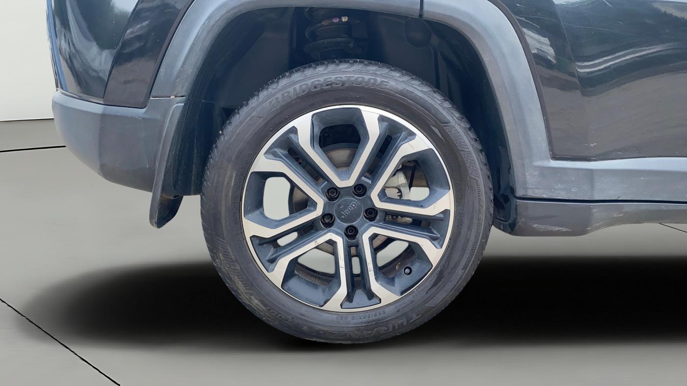 2023 Jeep Compass LIMITED (O) 2.0 DIESEL 4X4 AT, Diesel, Automatic, 57,861 km, Right Rear Wheel