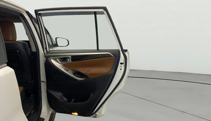 2022 Toyota Innova Crysta 2.7 ZX AT 7 STR, Petrol, Automatic, 55,536 km, RHS Rear Door