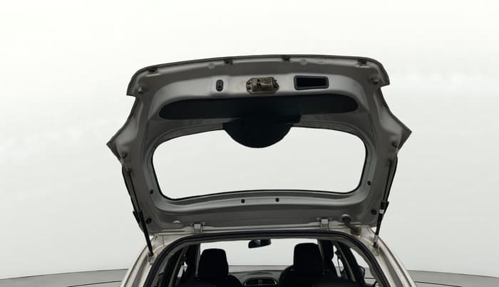 2018 Tata Tiago XZ PETROL, Petrol, Manual, 1,81,325 km, Boot Door Open