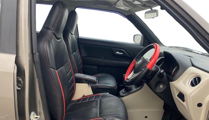 2020 Maruti New Wagon-R ZXI 1.2, Petrol, Manual, 74,381 km, Right Side Front Door Cabin