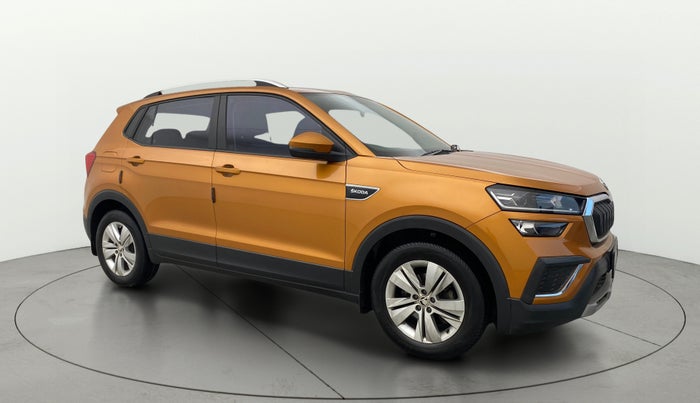 2023 Skoda KUSHAQ AMBITION 1.0L TSI AT, Petrol, Automatic, 30,383 km, Right Front Diagonal