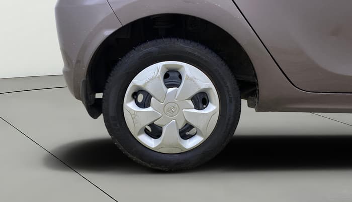 2018 Tata Tiago XTA PETROL, Petrol, Automatic, 41,892 km, Right Rear Wheel
