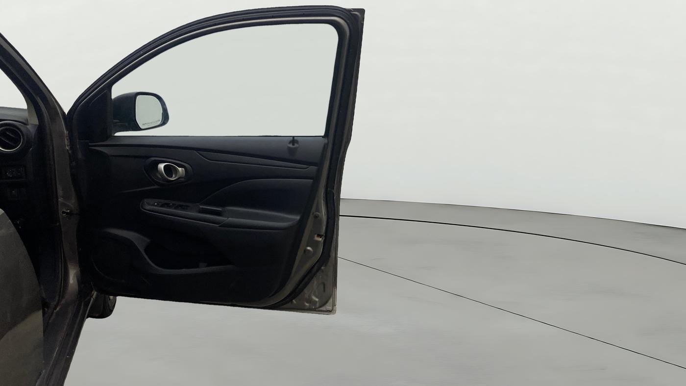 2019 Datsun Go T(O), Petrol, Manual, 39,817 km, RHS Front Door